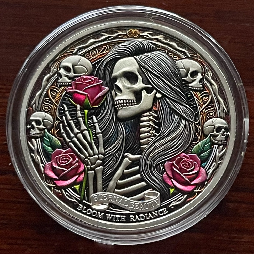 Gothic Bloom Internal Rose Beauty Challenge Medallion